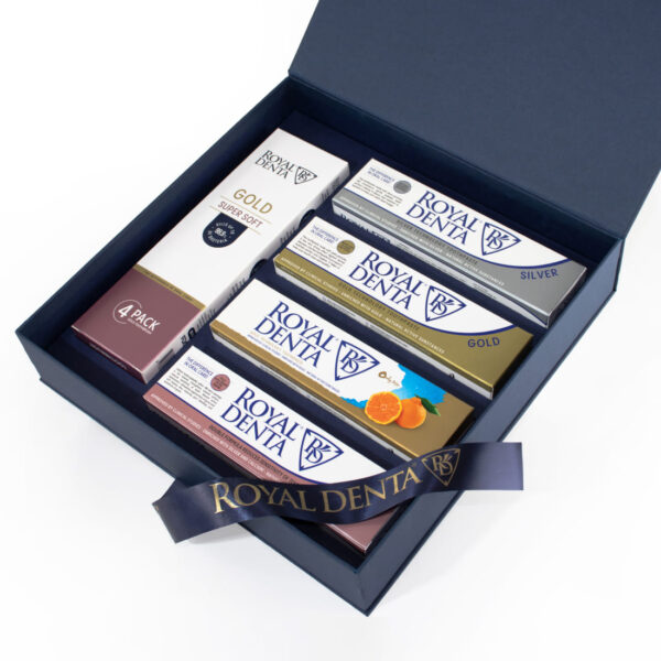 PREMIUM rinkinys: visų rūšių dantų pastos po 130 g., dantų šepetėliai, 4 vnt., modernūs koteliai
